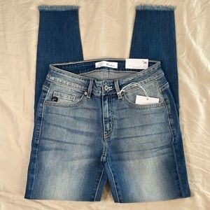 NWT Kancan mid rise super skinny jeans